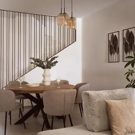 Pιgeon Nest Villa *