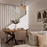 Pιgeon Nest Villa *