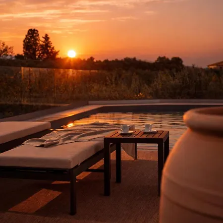 Feriehus Pιgeon Nest Villa 4*