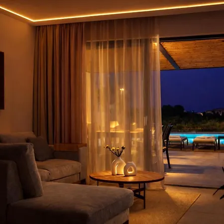 Feriehus Pιgeon Nest Villa