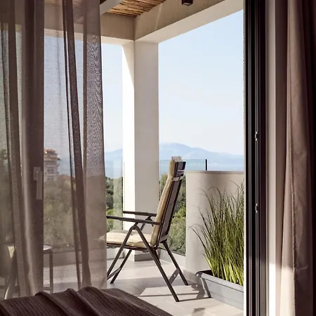 Pιgeon Nest Villa 4*