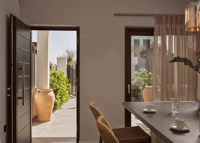 Pιgeon Nest Psarou (Zakynthos)